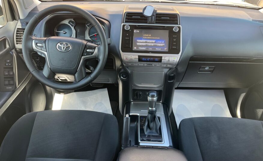 TOYOTA LAND CRUISER VX