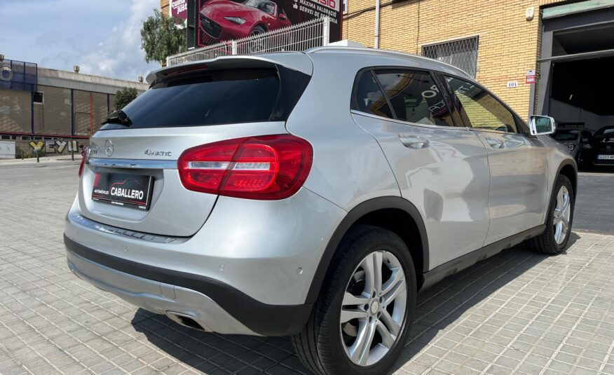 MERCEDES GLA 220 4MATIC