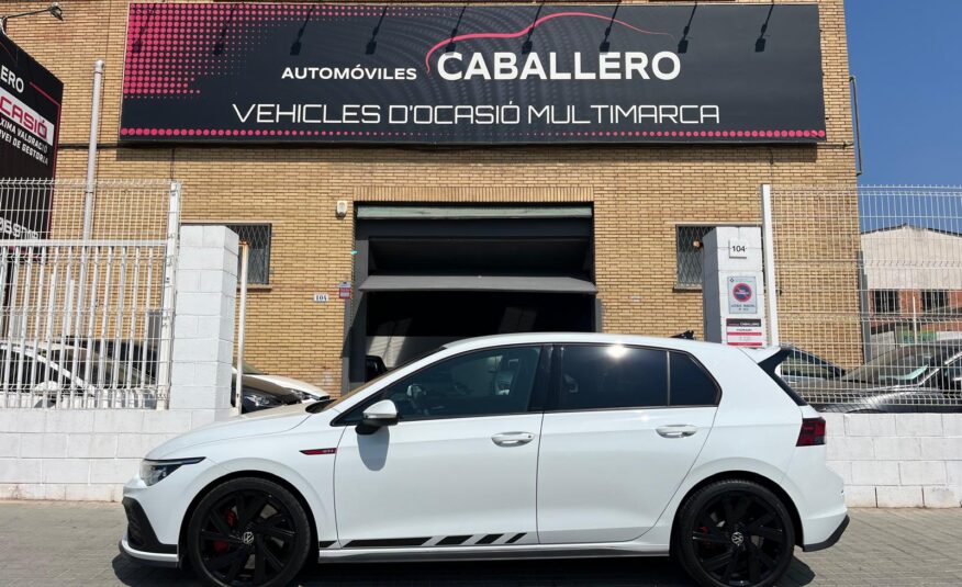 VOLKSWAGEN Golf GTI CLUBSPORT