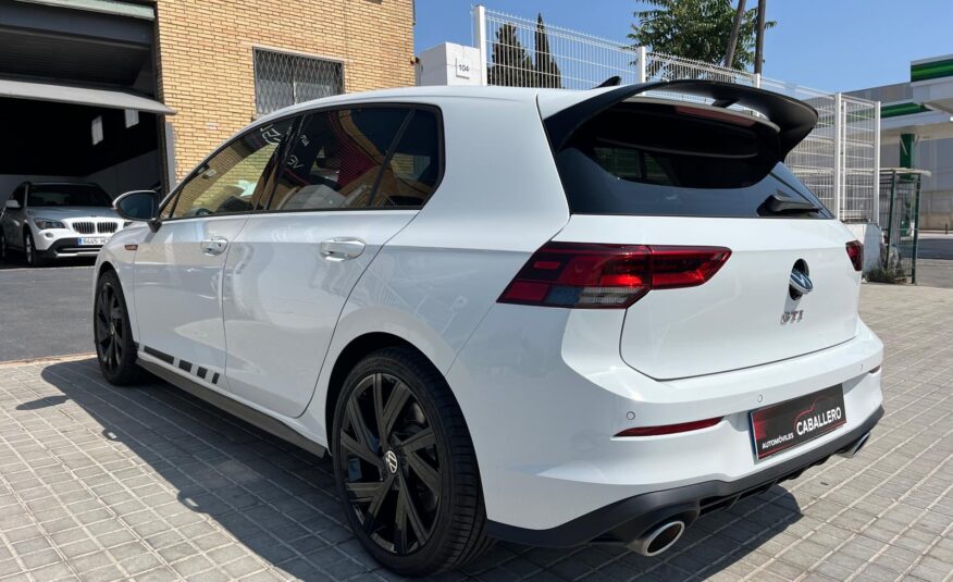 VOLKSWAGEN Golf GTI CLUBSPORT