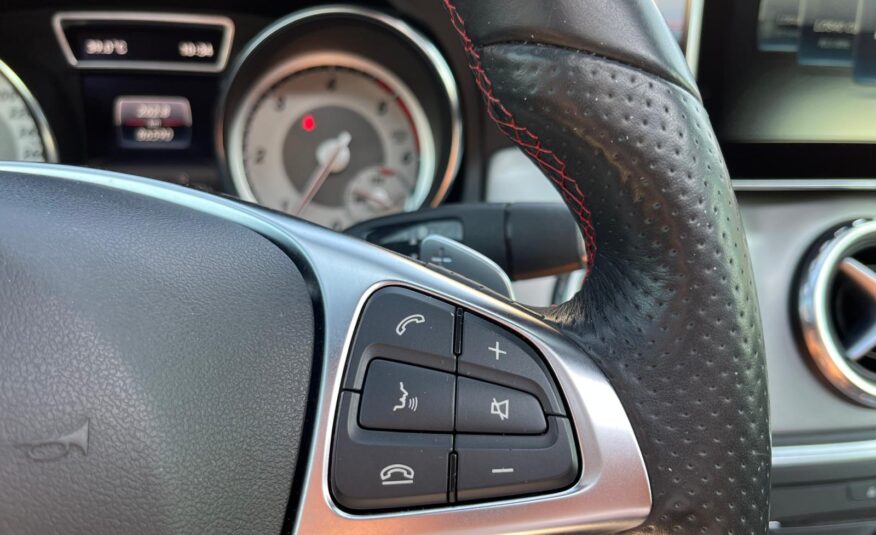 MERCEDES GLA 220 4MATIC AMG LINE