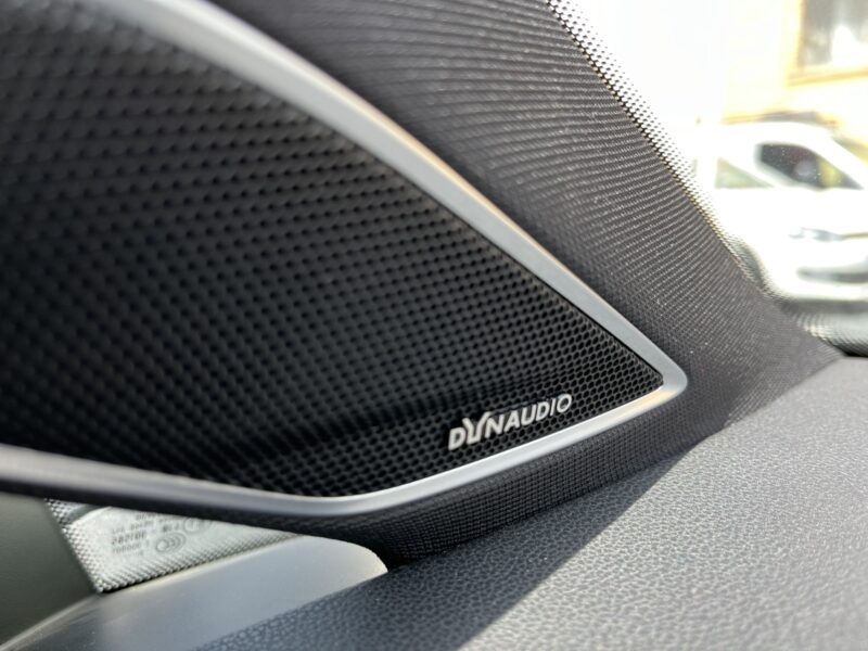 VOLKSWAGEN GOLF R 2.0 TSI 310cv 4Motion DSG Variant 5p.