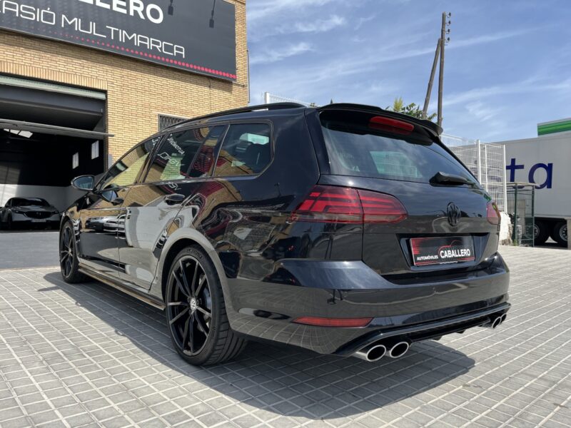 VOLKSWAGEN GOLF R 2.0 TSI 310cv 4Motion DSG Variant 5p.