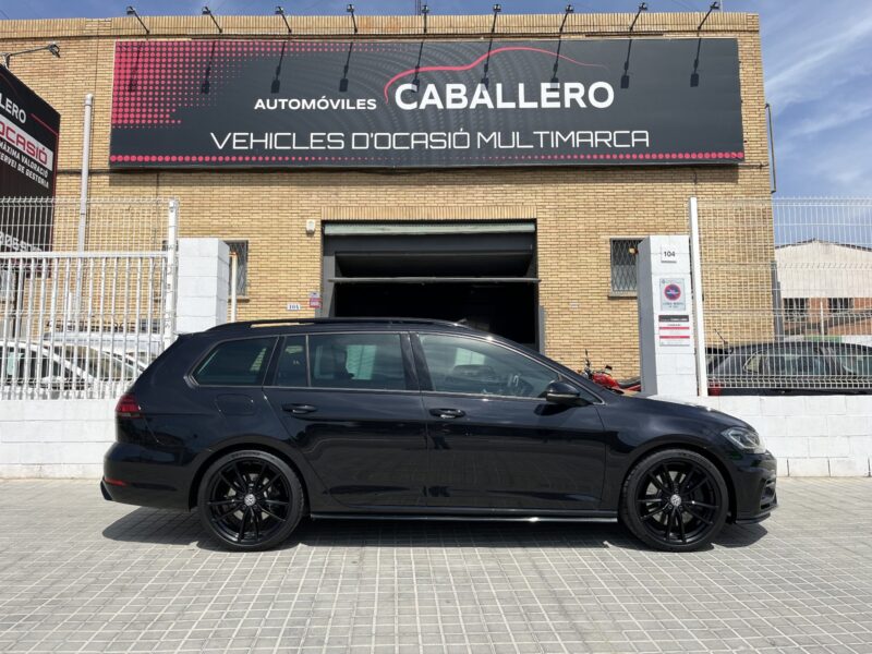VOLKSWAGEN GOLF R 2.0 TSI 310cv 4Motion DSG Variant 5p.