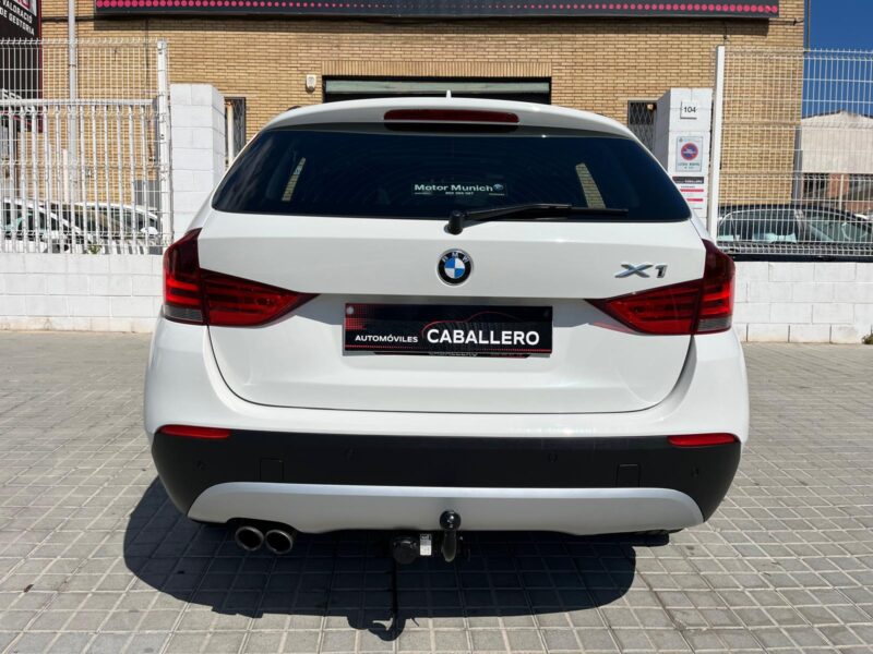BMW X1 2.8 i X drive