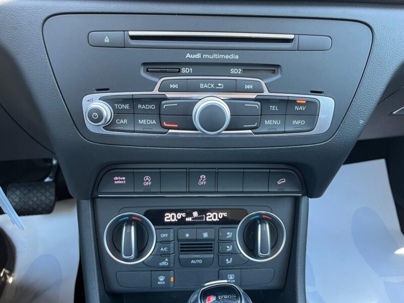 AUDI Q3 1.4 TFSI 150CV DESIGN EDITION