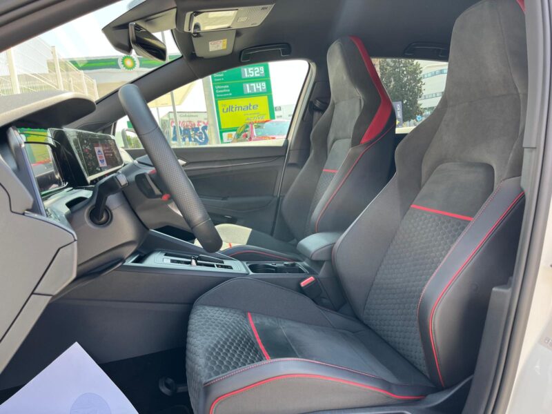 VOLKSWAGEN GOLF GTI CLUBSPORT