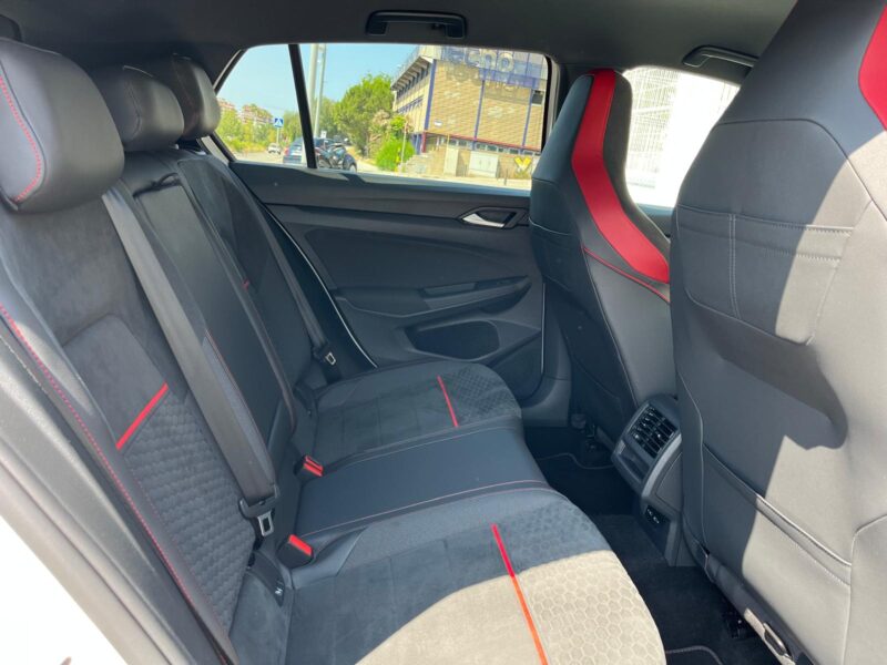 VOLKSWAGEN GOLF GTI CLUBSPORT