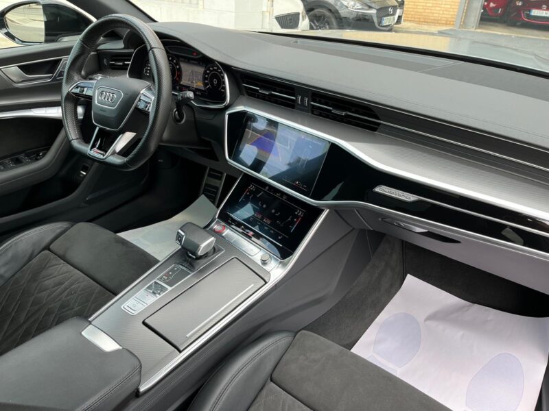 AUDI RS6 AVANT TFSI QUATTRO