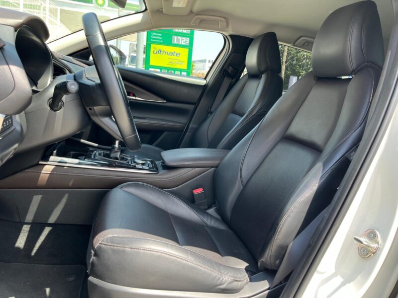 MAZDA CX30 ZENITH BLACK SAFETY BOSE