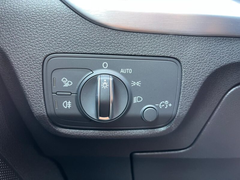 AUDI Q2 TFSI S-TRONIC