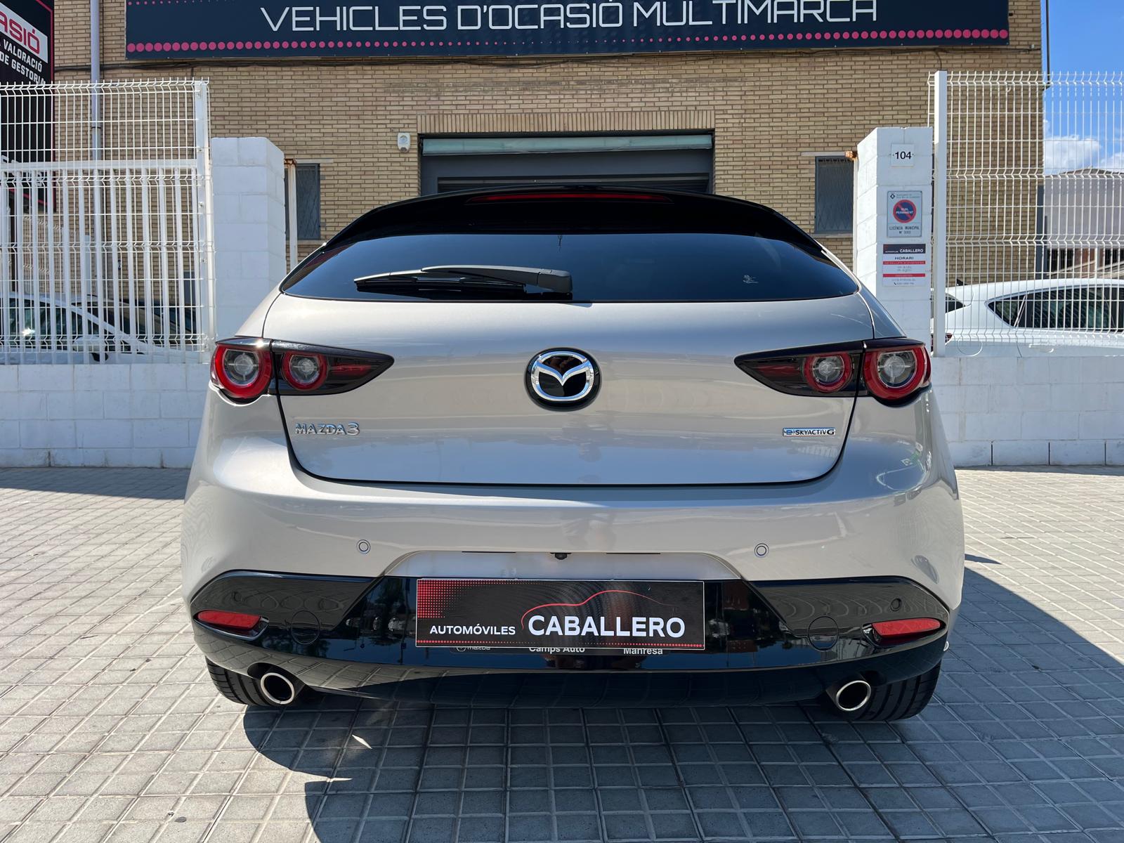 MAZDA 3 ZENITH