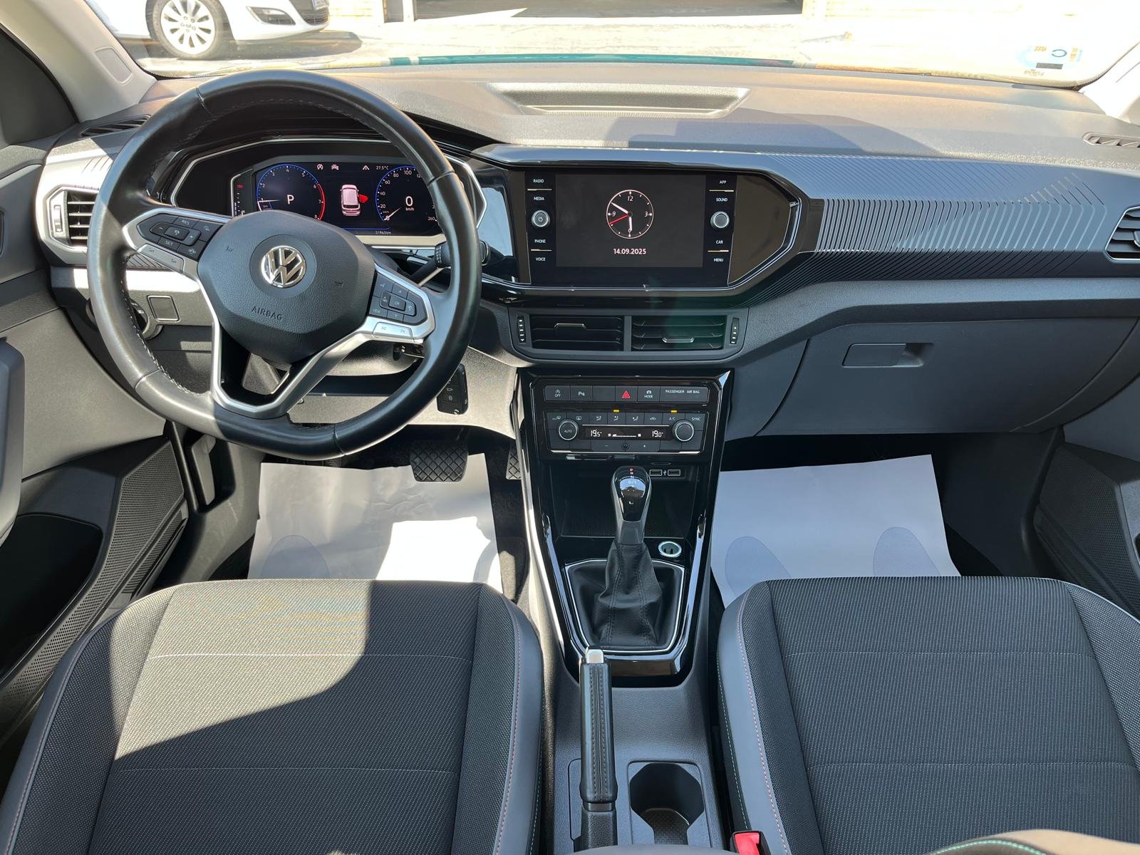VOLKSWAGEN T-CROSS SPORT