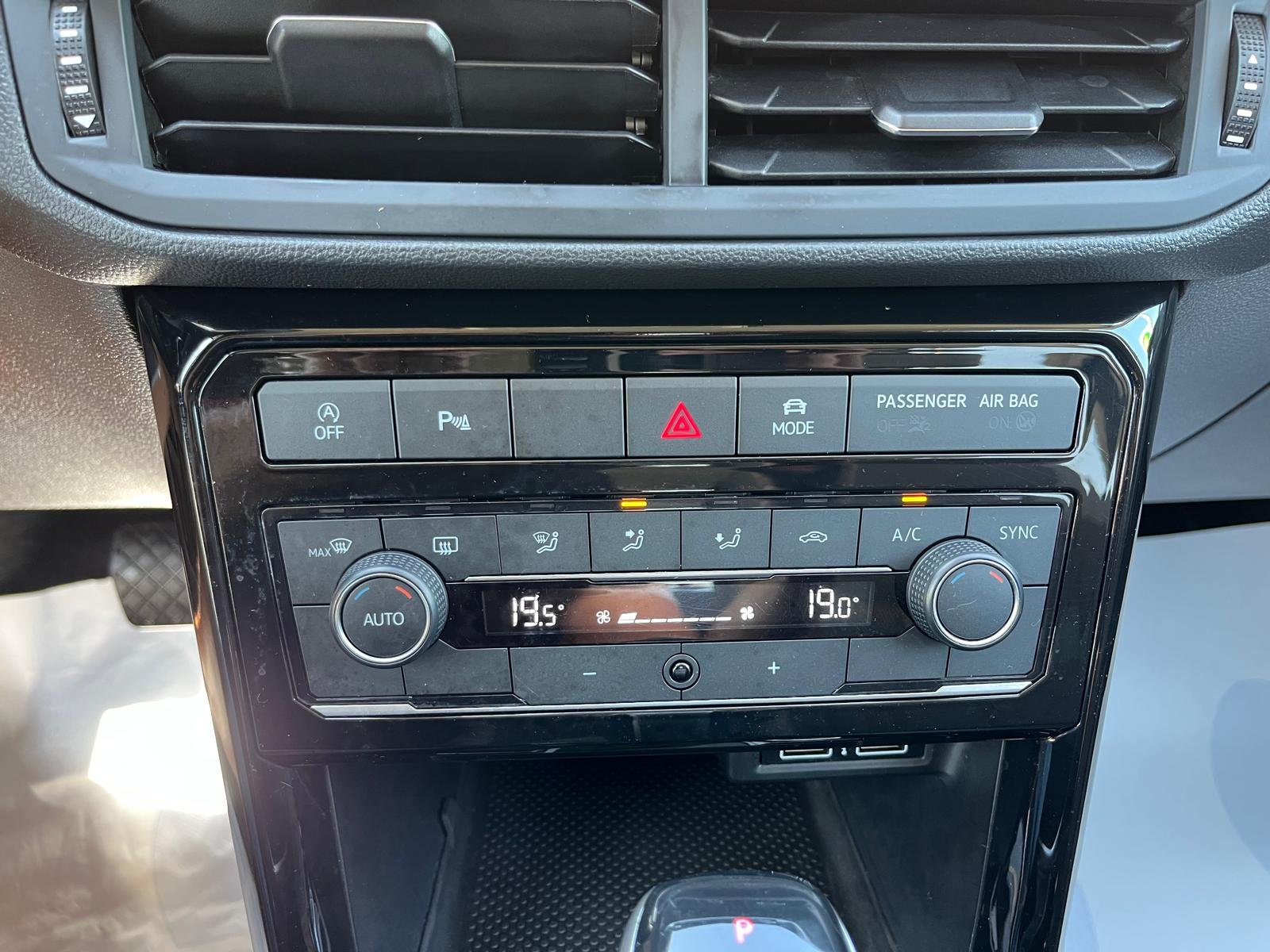 VOLKSWAGEN T-CROSS SPORT