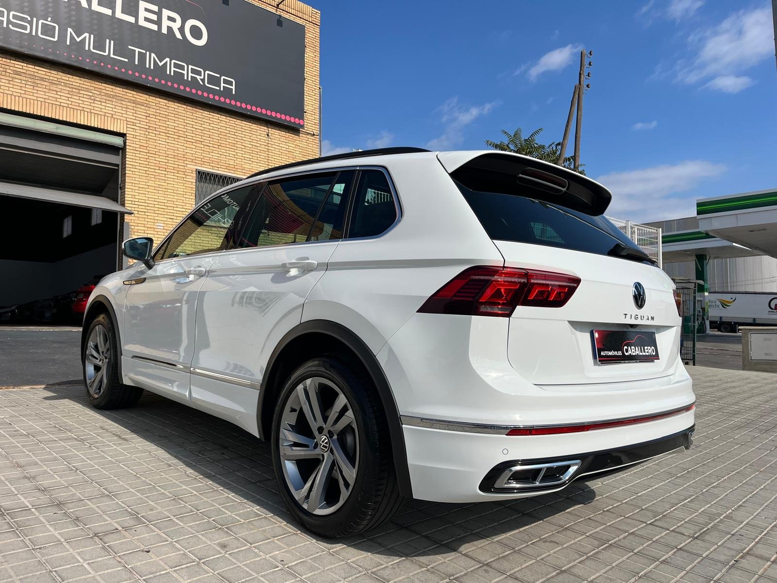 VOLKSWAGEN RLINE