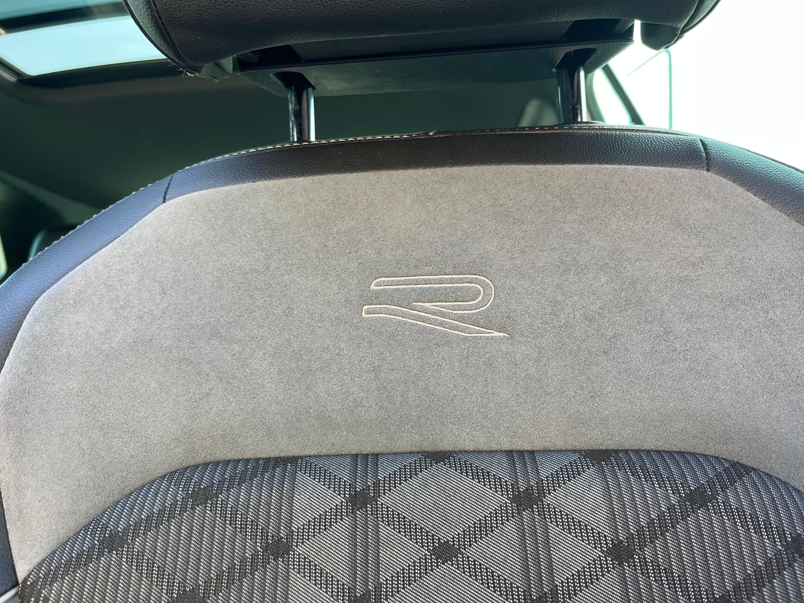VOLKSWAGEN RLINE