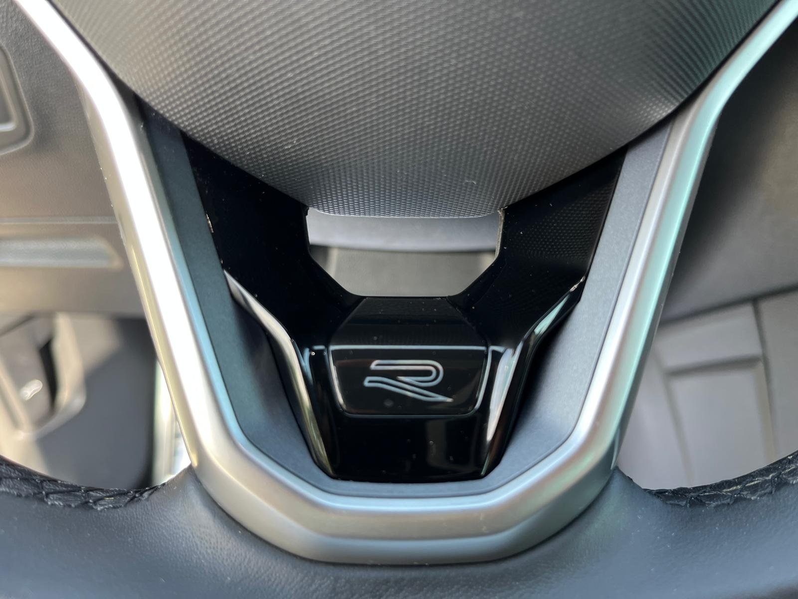 VOLKSWAGEN RLINE
