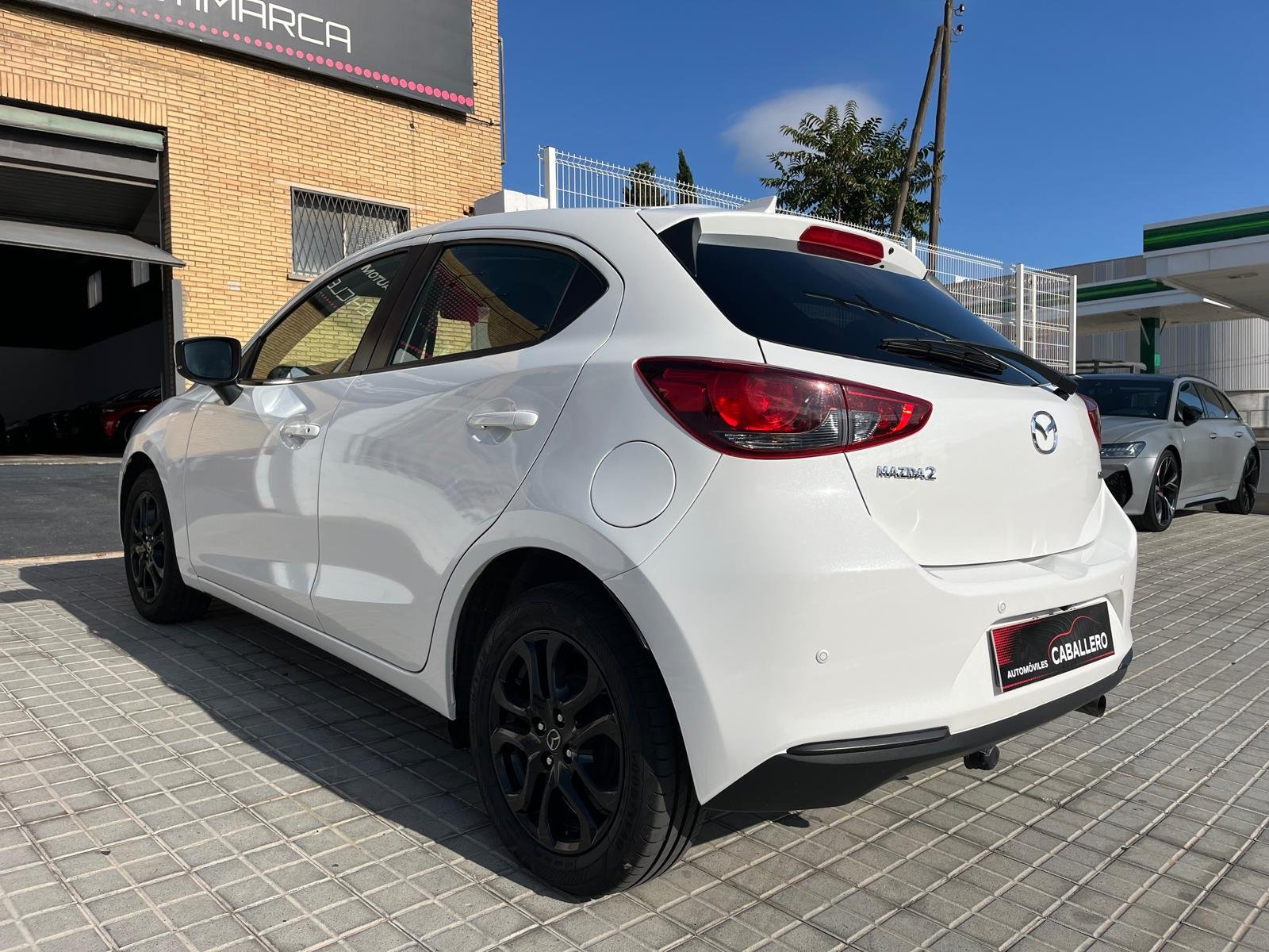 MAZDA 2 BLACK TECH EDITION