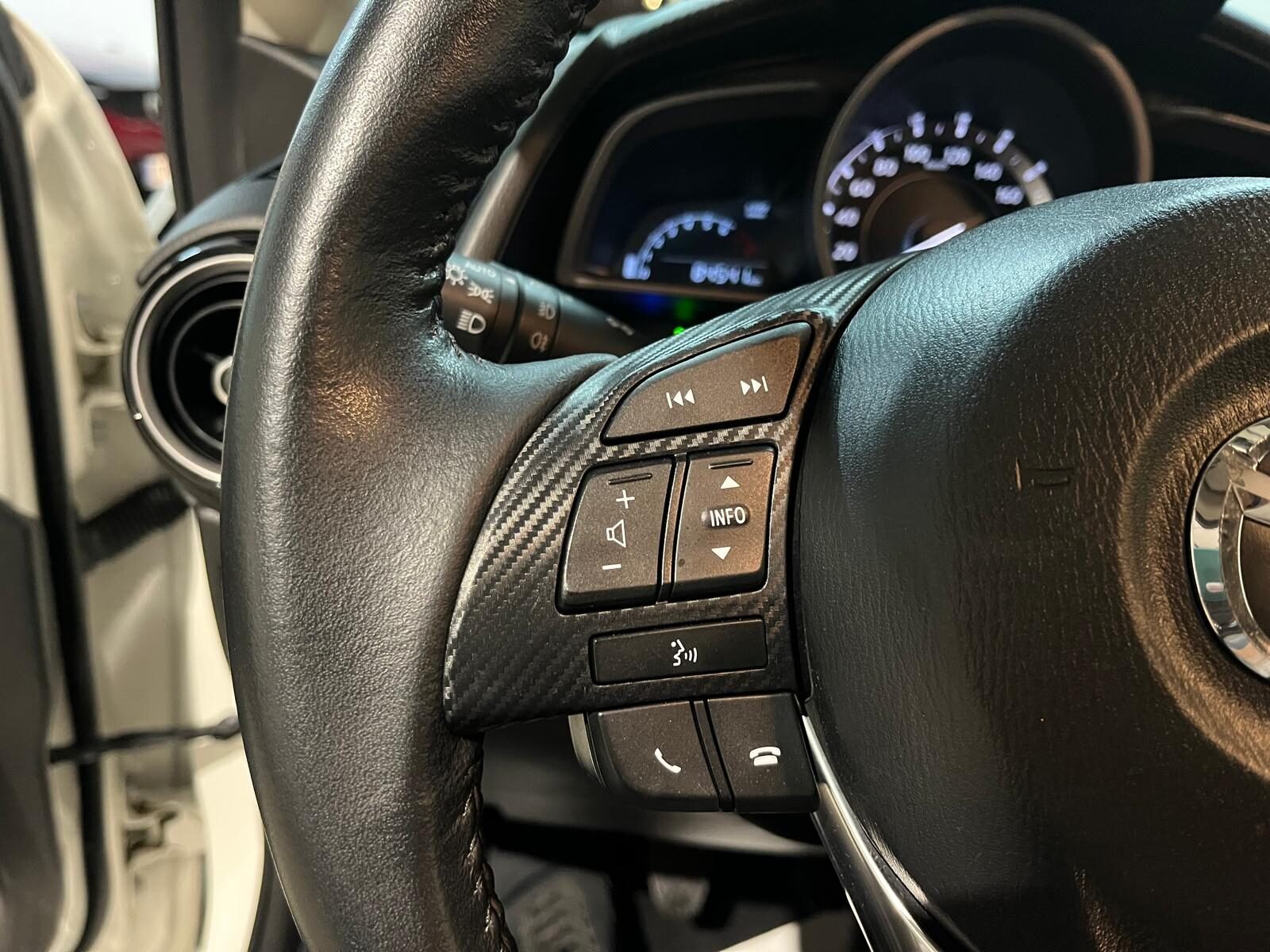 MAZDA 2 STYLE CONFORT NAVI