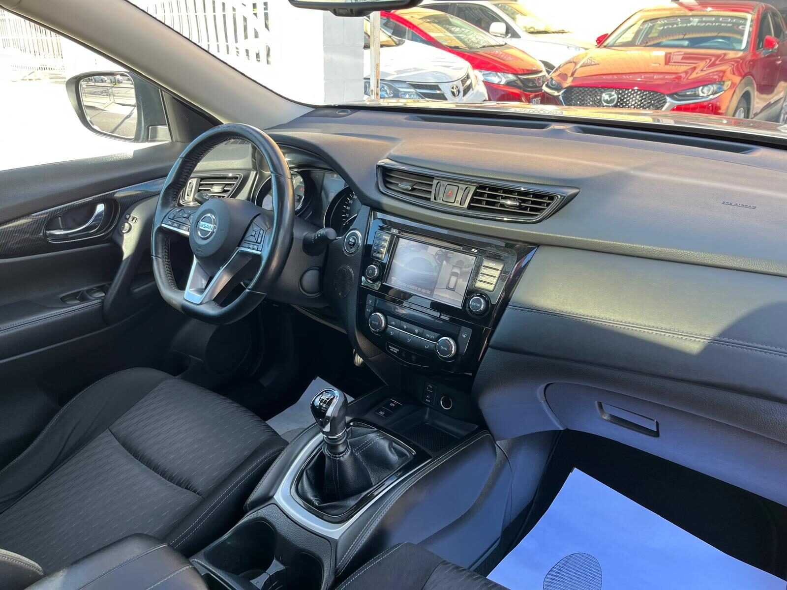 NISSAN TEKNA 7 PLAZAS