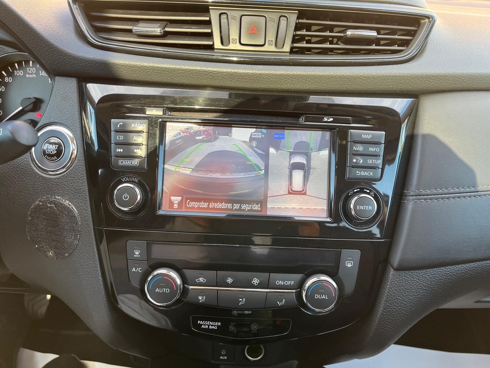 NISSAN TEKNA 7 PLAZAS