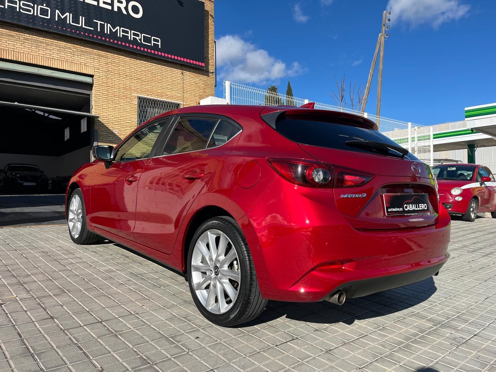 MAZDA 3 LUXURY