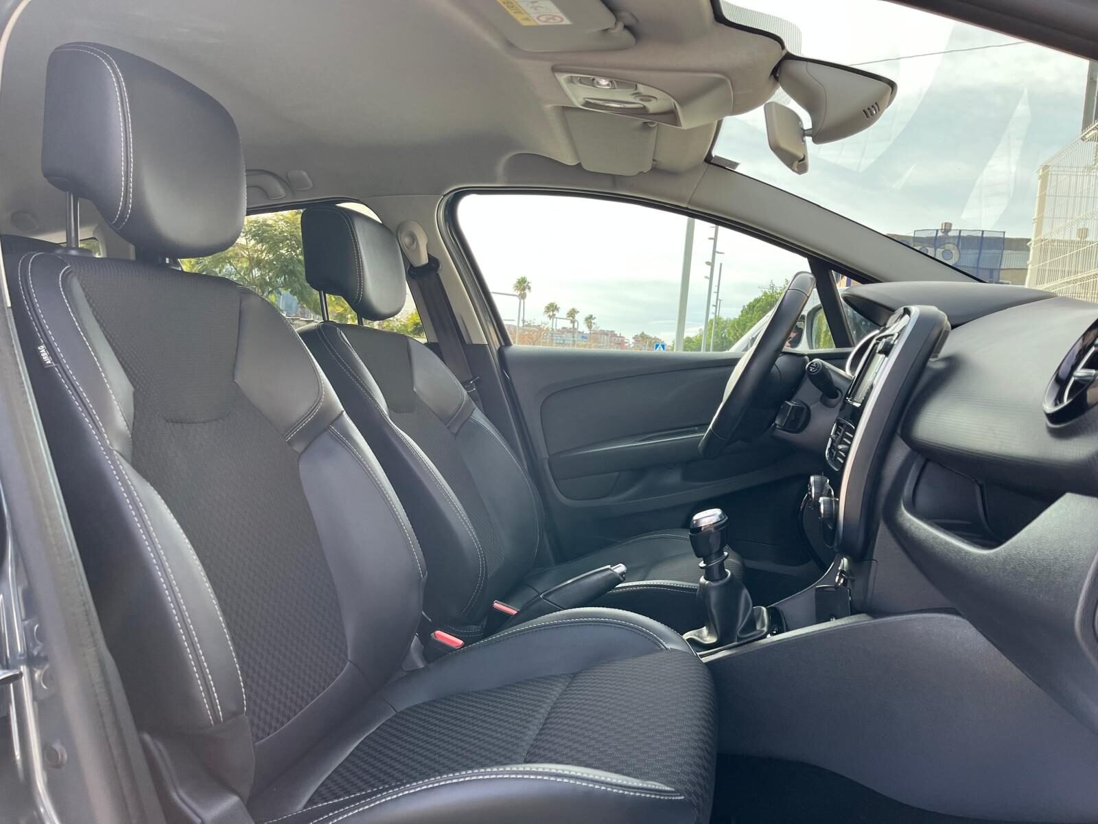 RENAULT CLIO ZEN SPORT TOURER