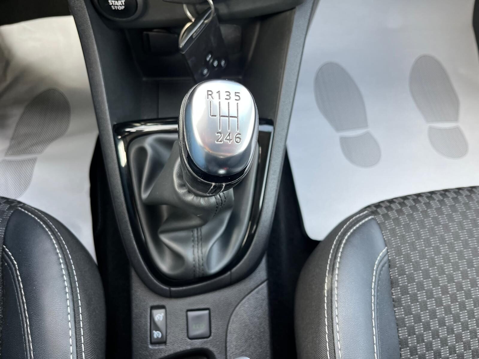 RENAULT CLIO ZEN SPORT TOURER