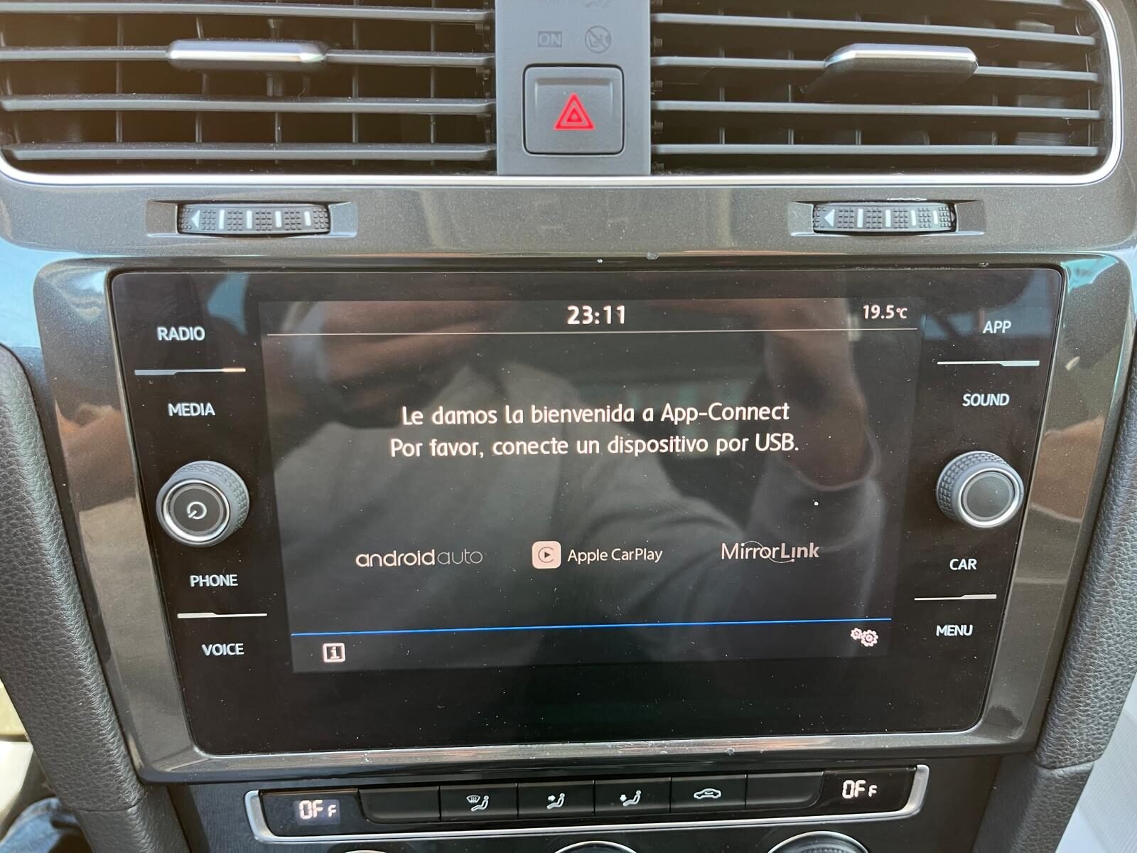 VOLKSWAGEN GOLF ADVANCE