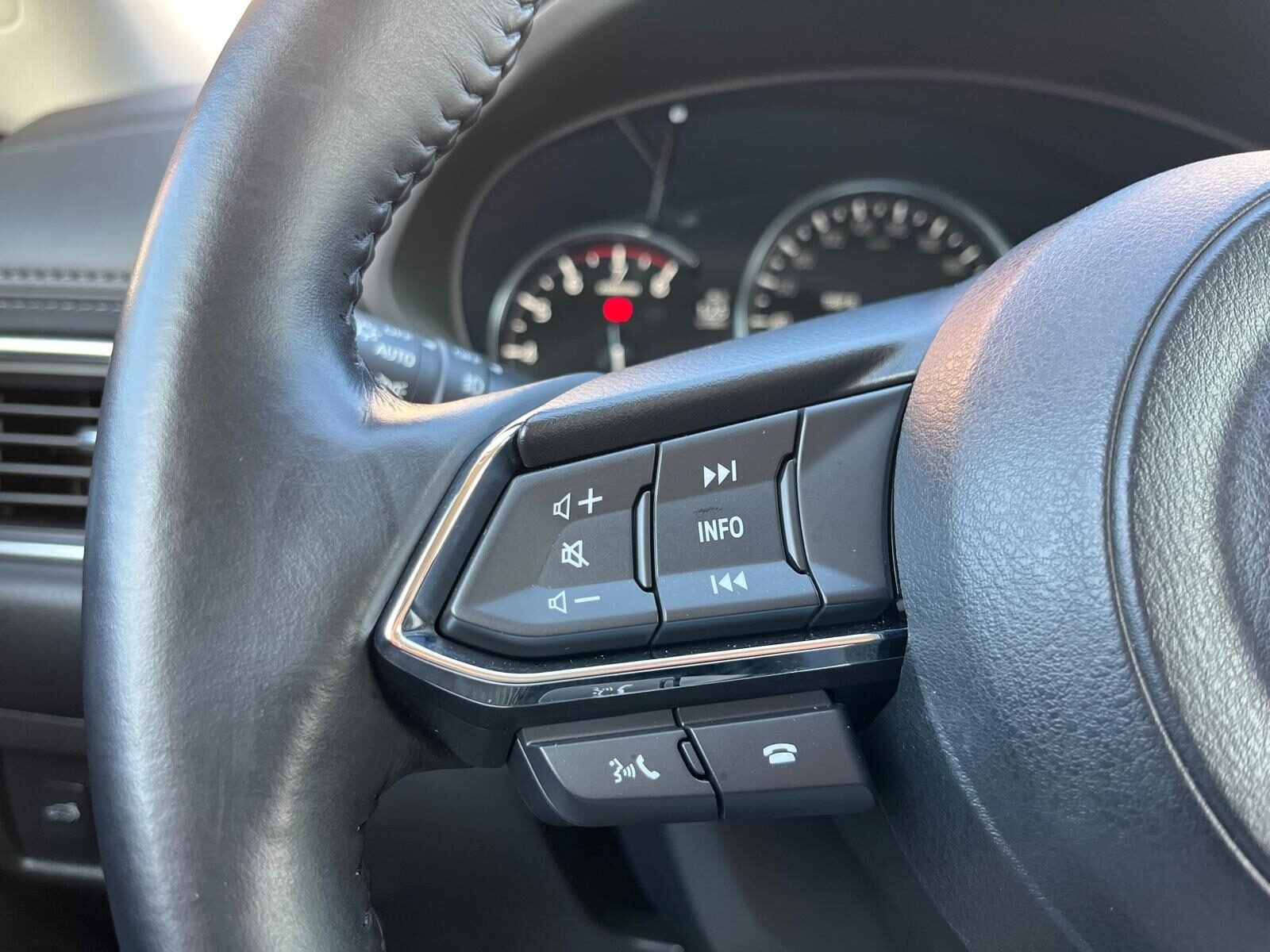 MAZDA CX5 ZENITH BLACK SAFETY 4X4