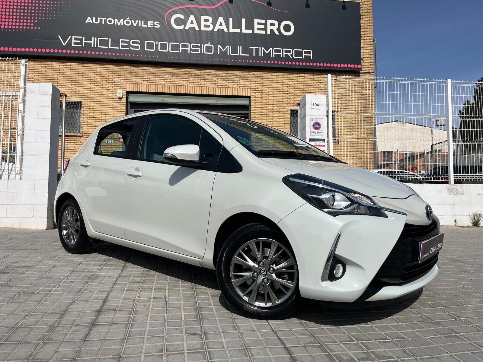 TOYOTA YARIS ACTIVE