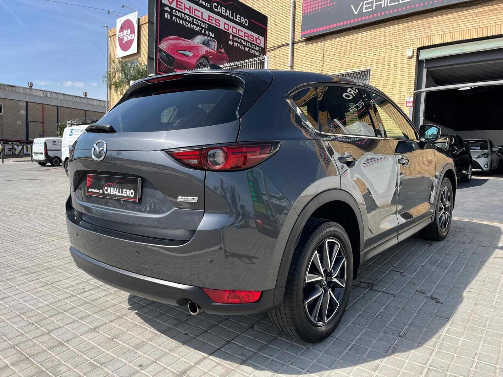 MAZDA CX5 ZENITH BLACK