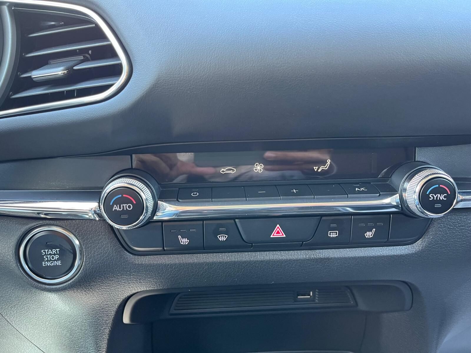 MAZDA CX30 ZENITH SAFETY BLACK