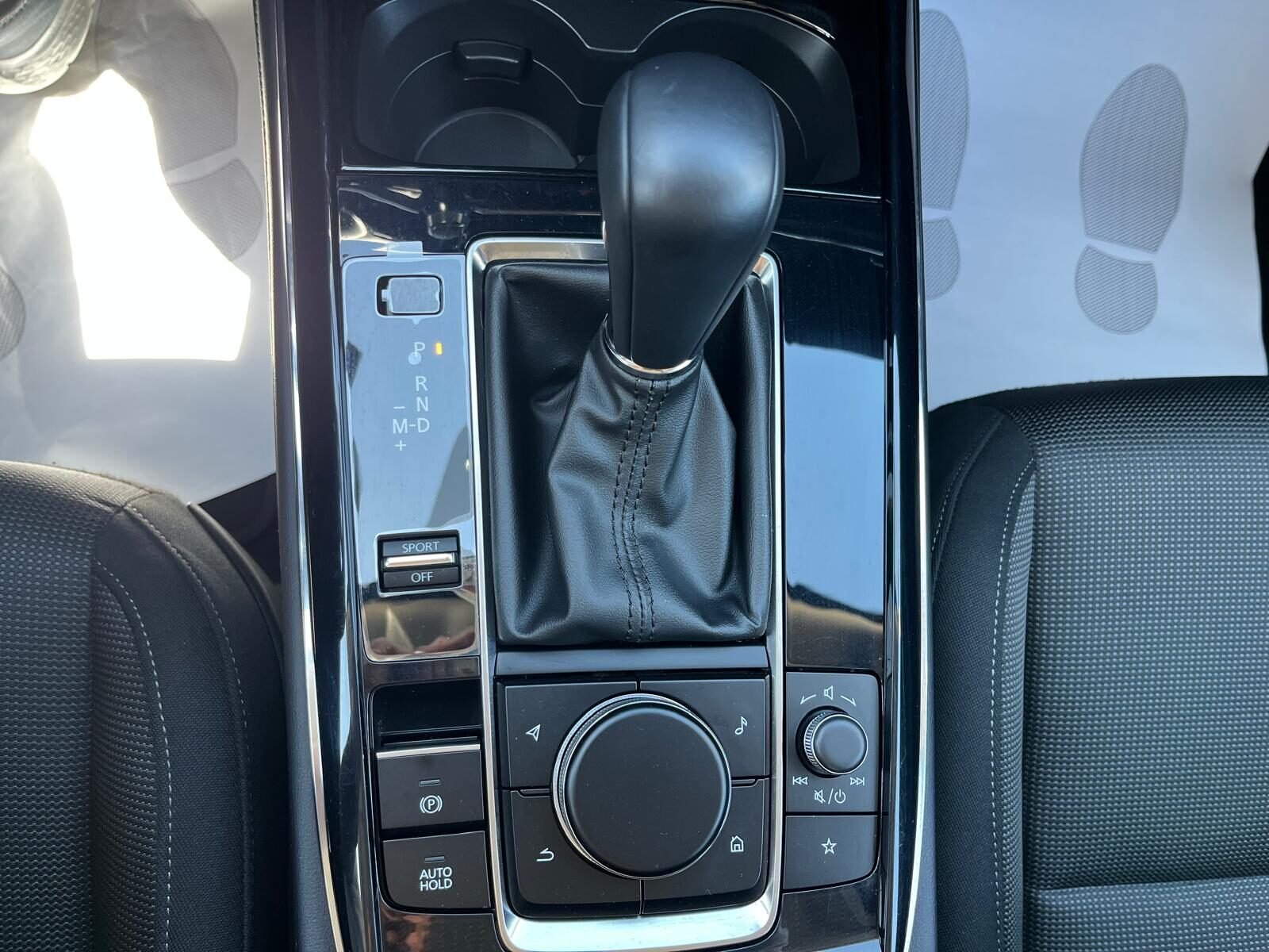 MAZDA CX30 CENTER LINE