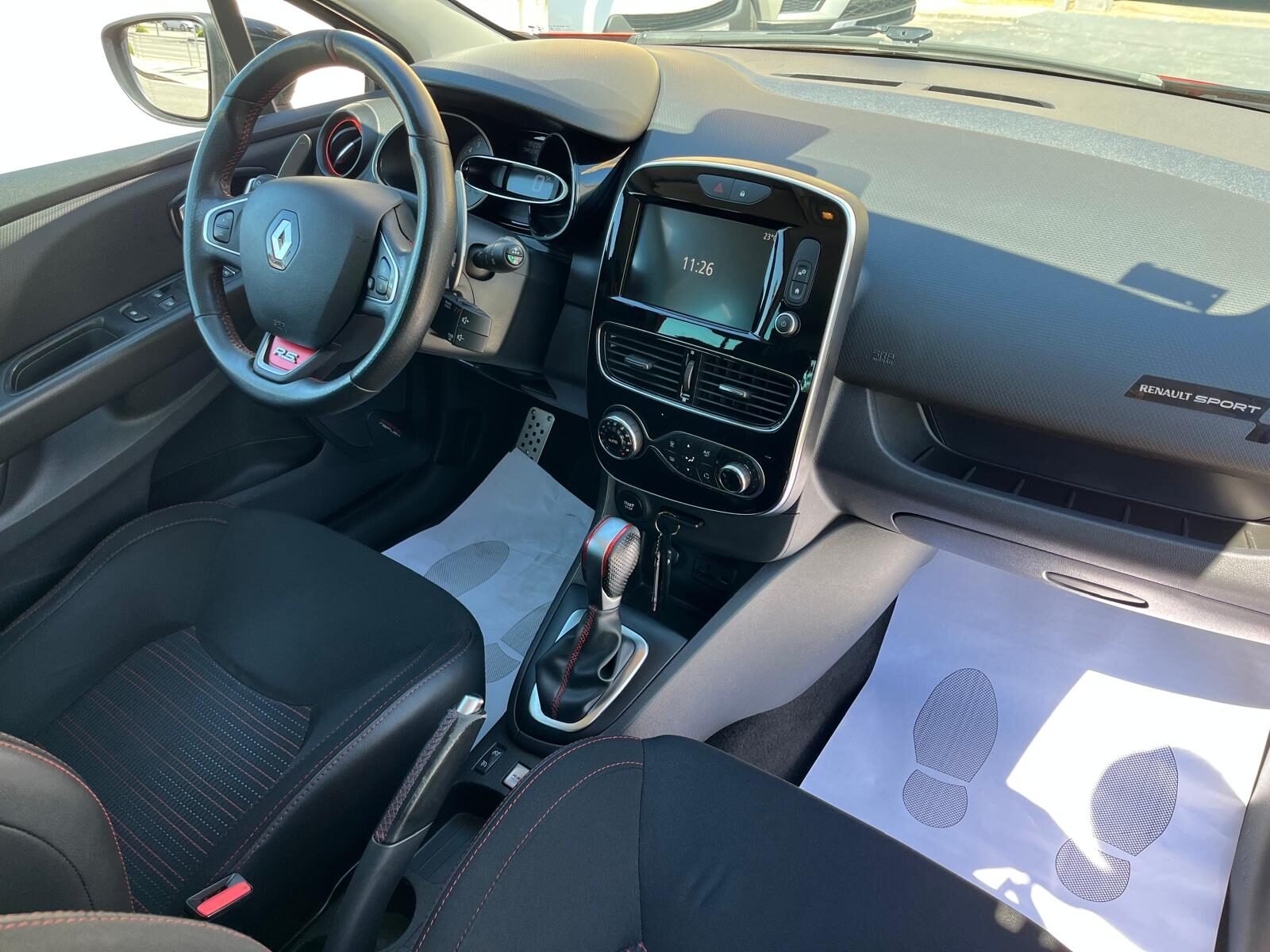 RENAULT CLIO RS SPORT