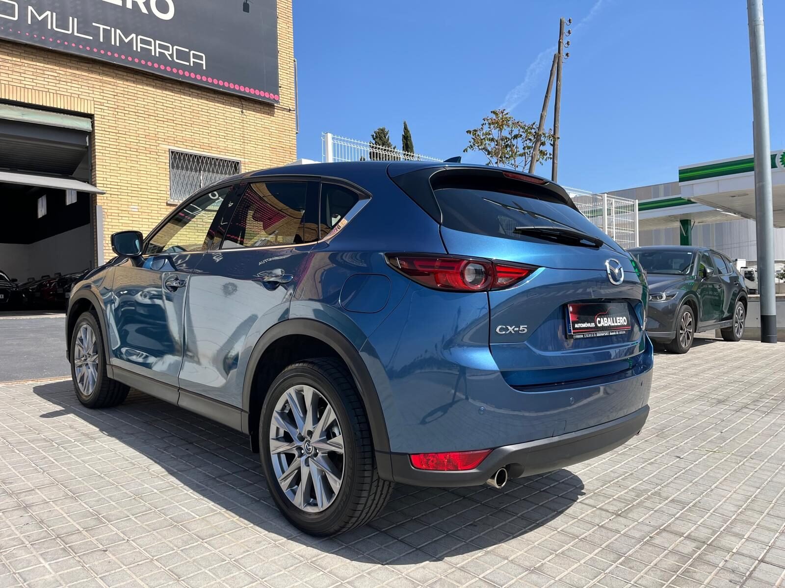 MAZDA CX5 ZENITH BLACK