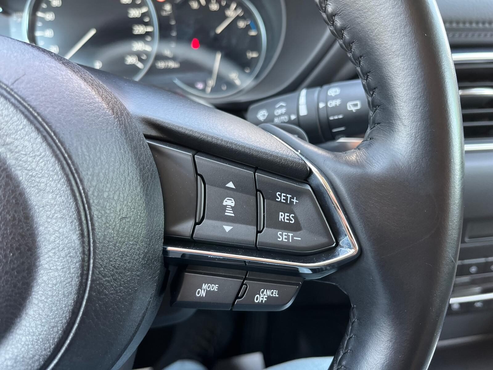 MAZDA CX5 ZENITH BLACK