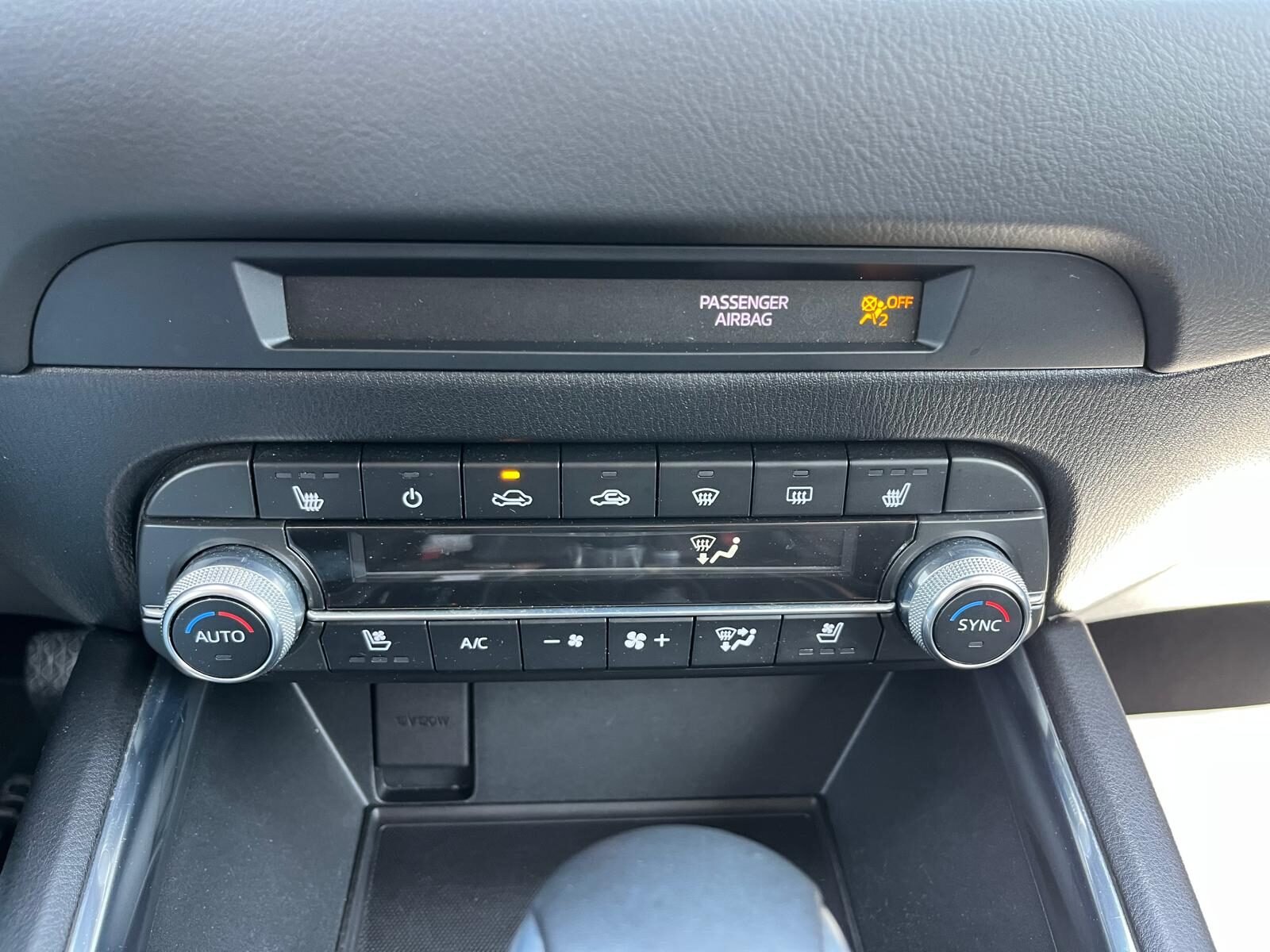 MAZDA CX5 ZENITH BLACK