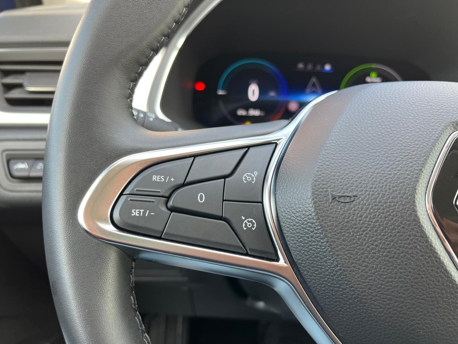 RENAULT ETECH FULL HYBRID