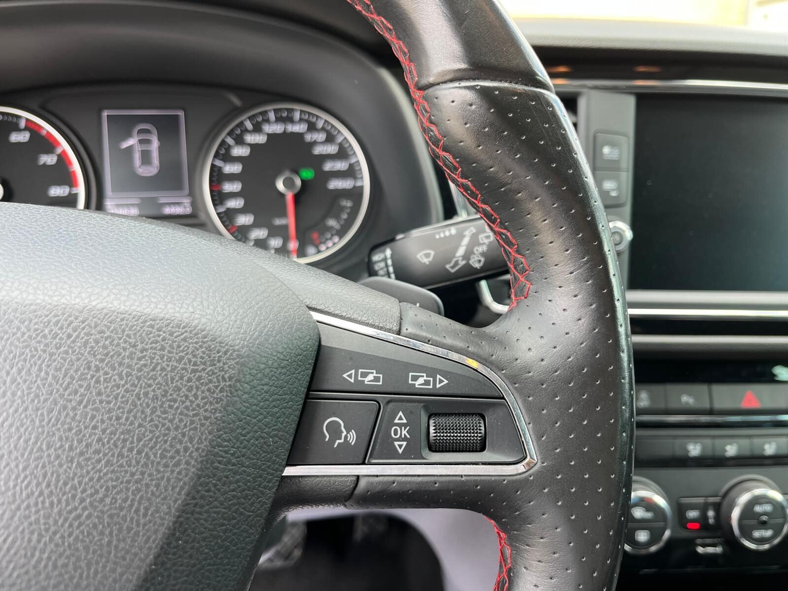 SEAT LEON FR