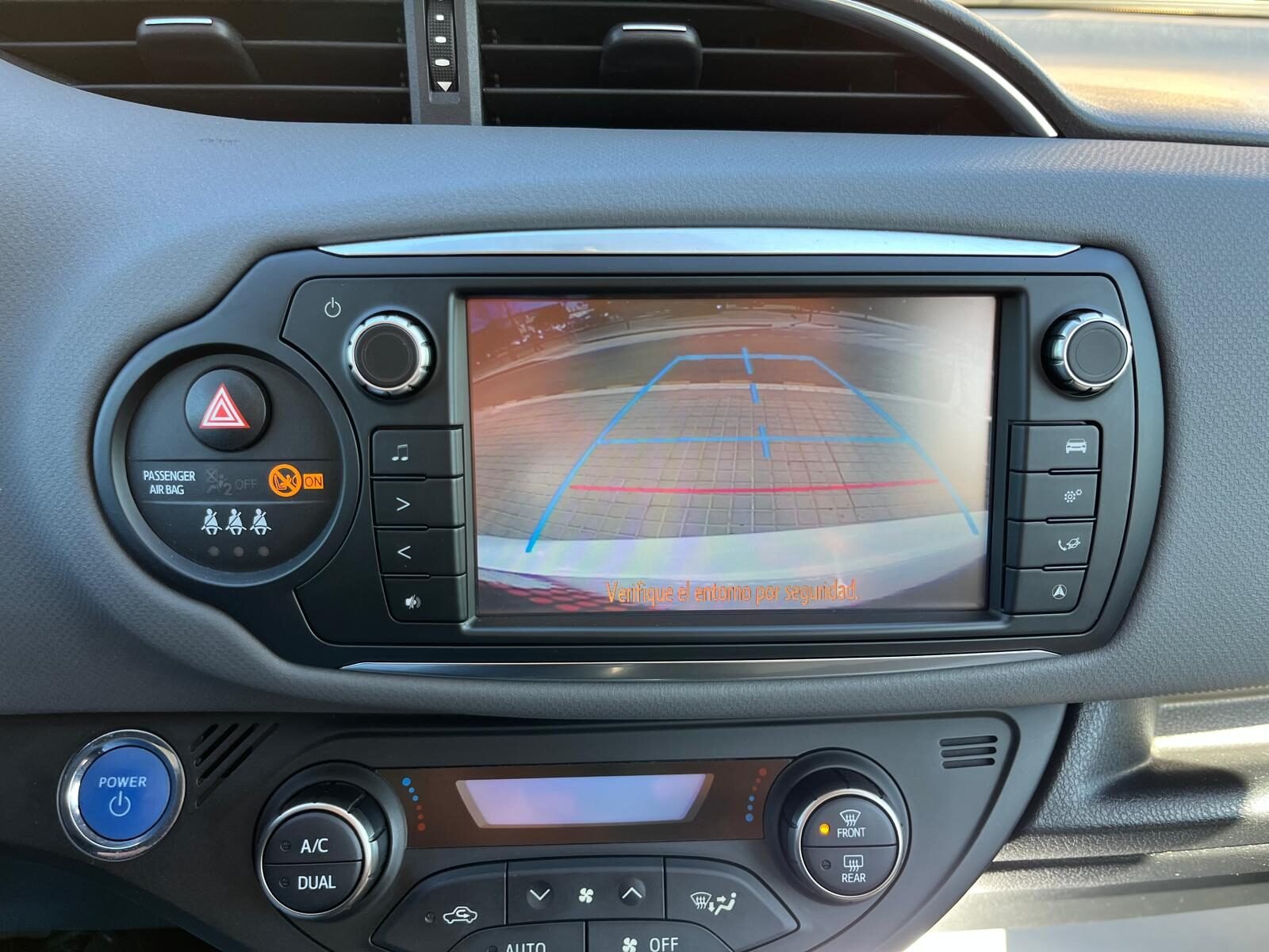 TOYOTA YARIS ACTIVE