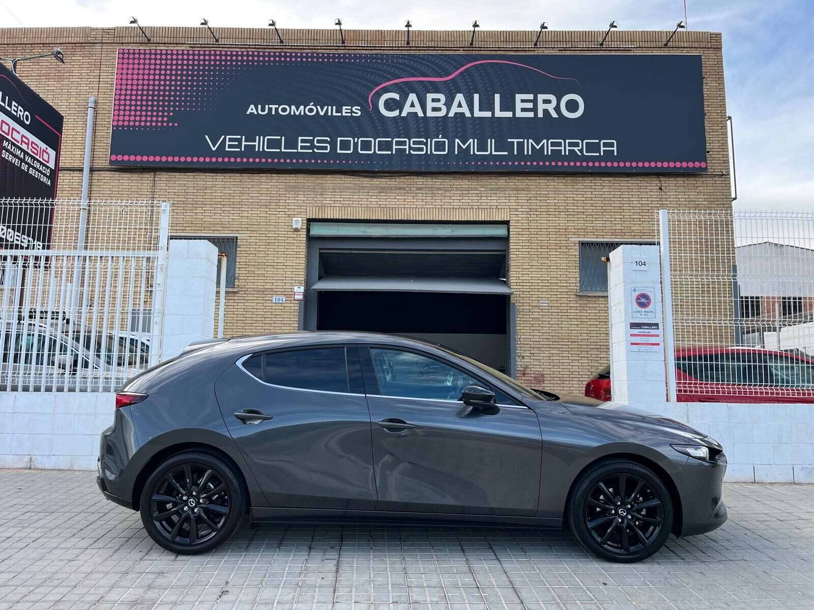 MAZDA 3 HOMURA