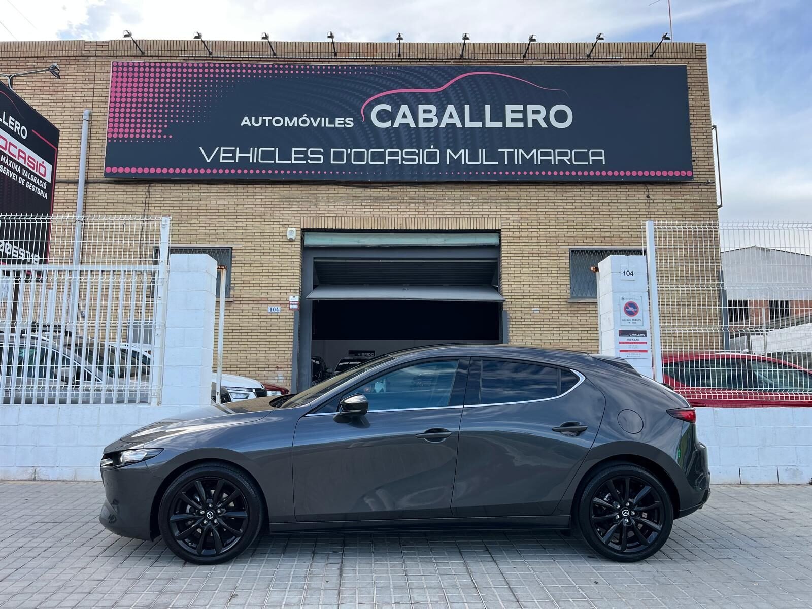 MAZDA 3 HOMURA