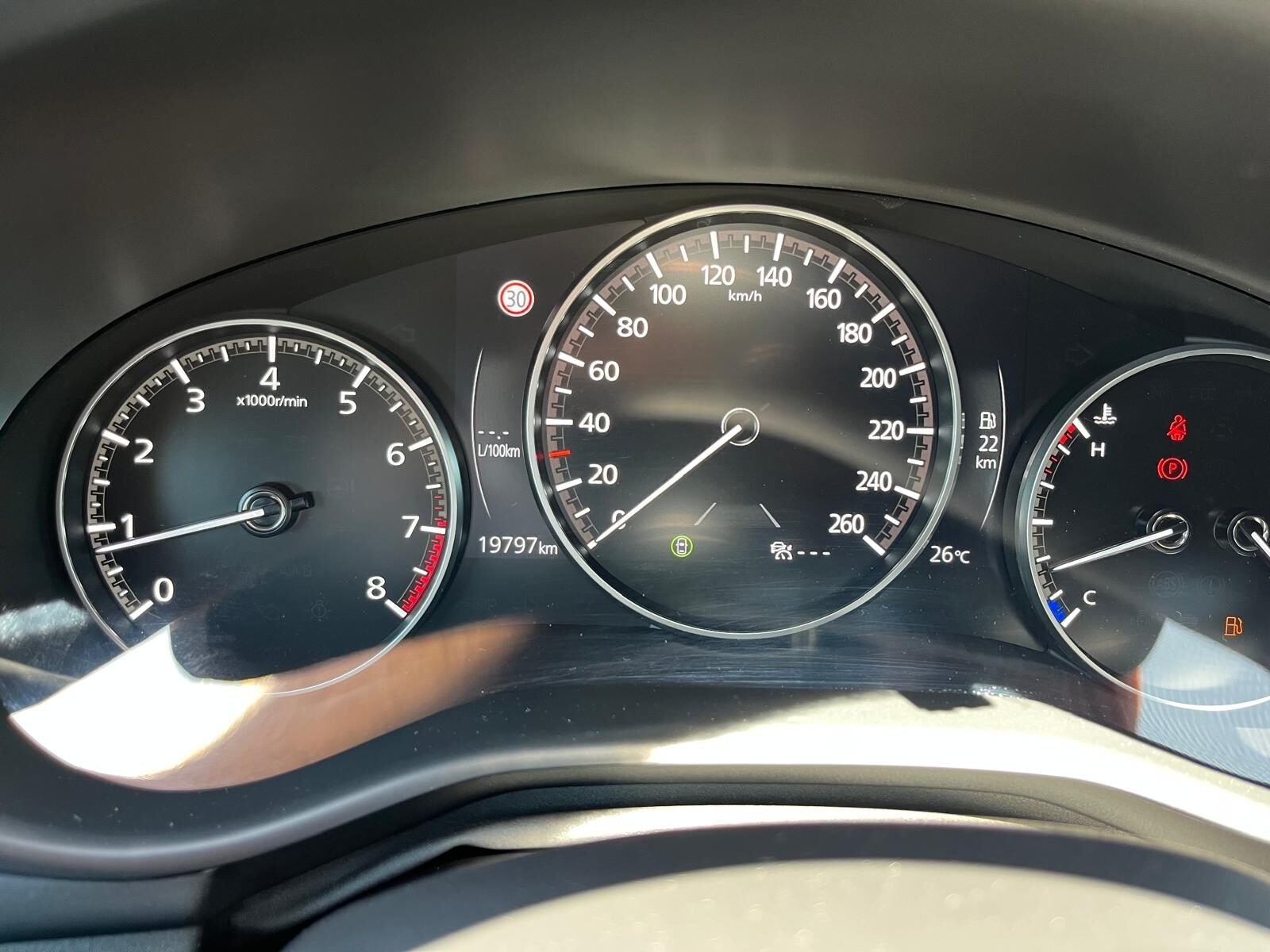 MAZDA 3 EXCLUSIVE LINE