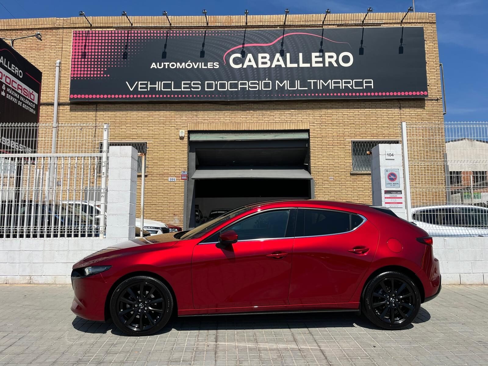 MAZDA 3 EXCLUSIVE LINE
