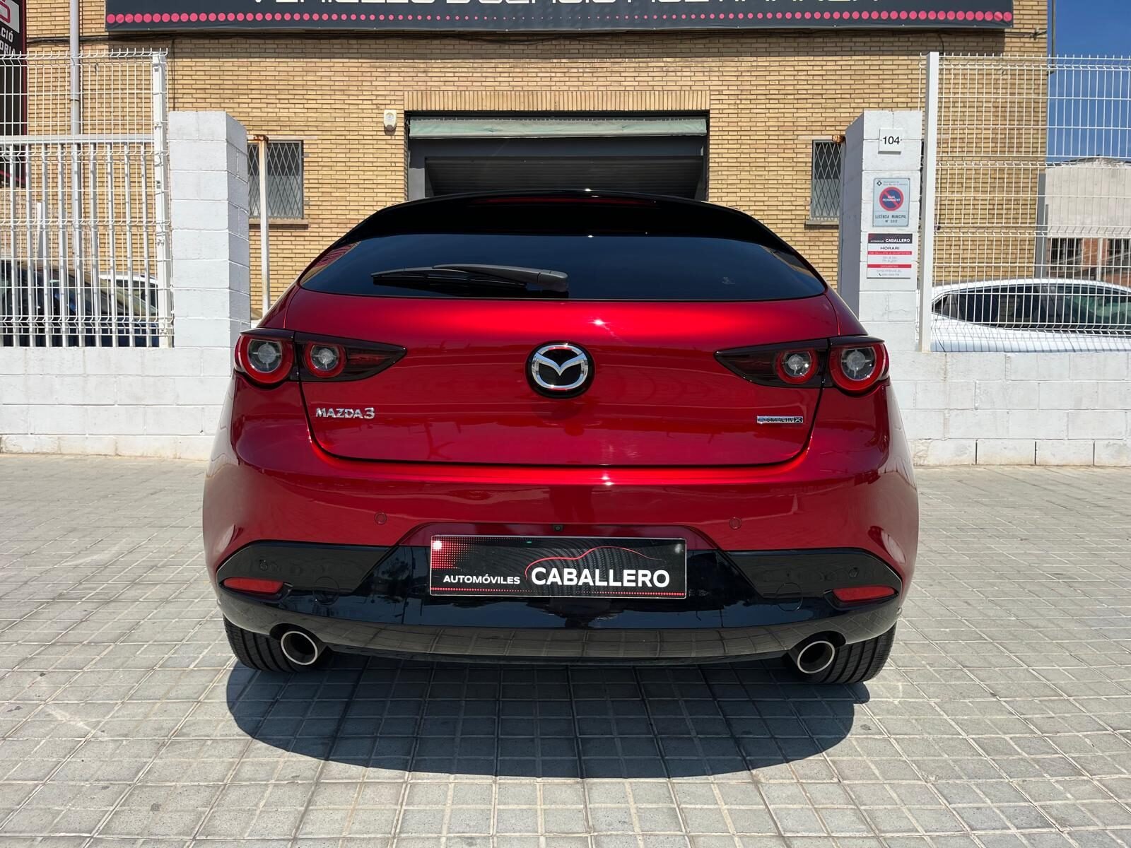 MAZDA 3 EXCLUSIVE LINE