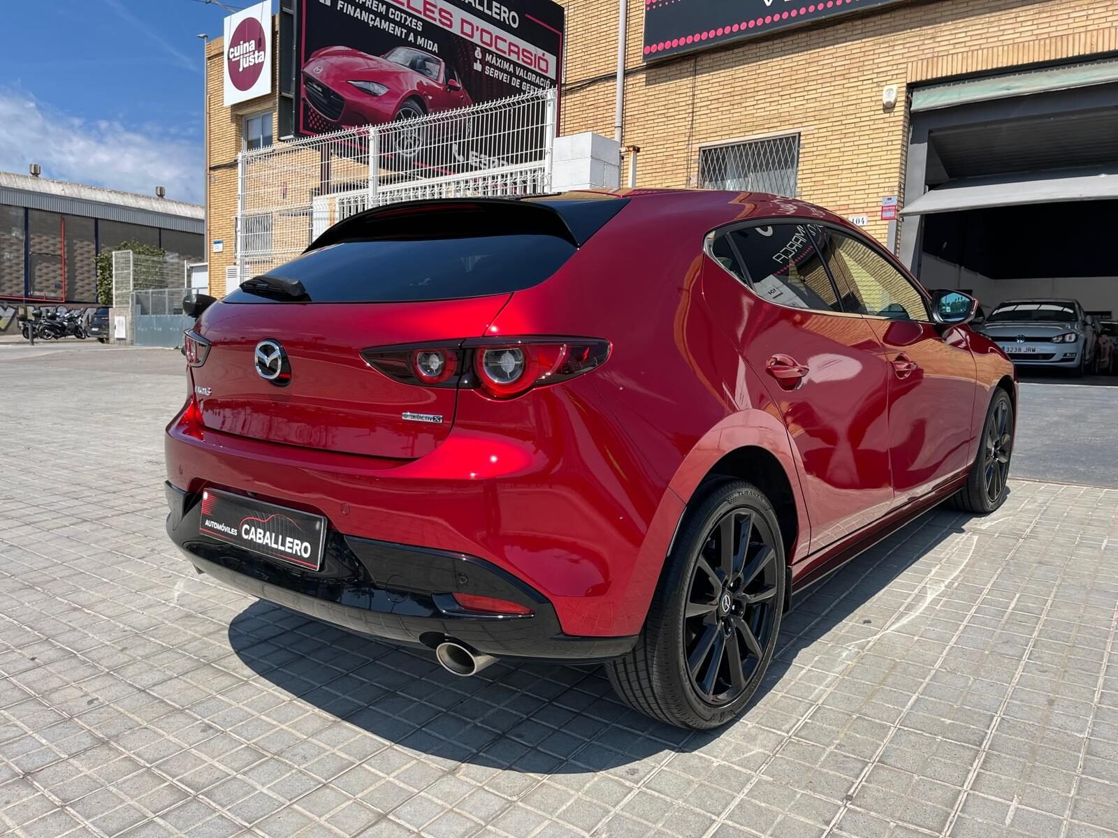 MAZDA 3 EXCLUSIVE LINE