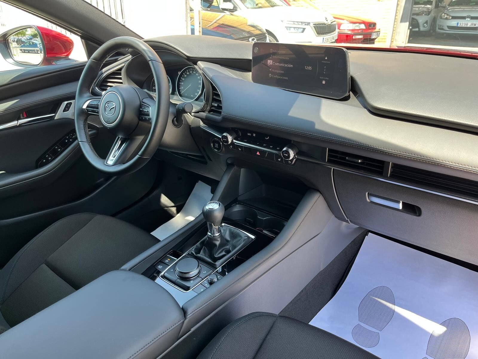 MAZDA 3 EXCLUSIVE LINE