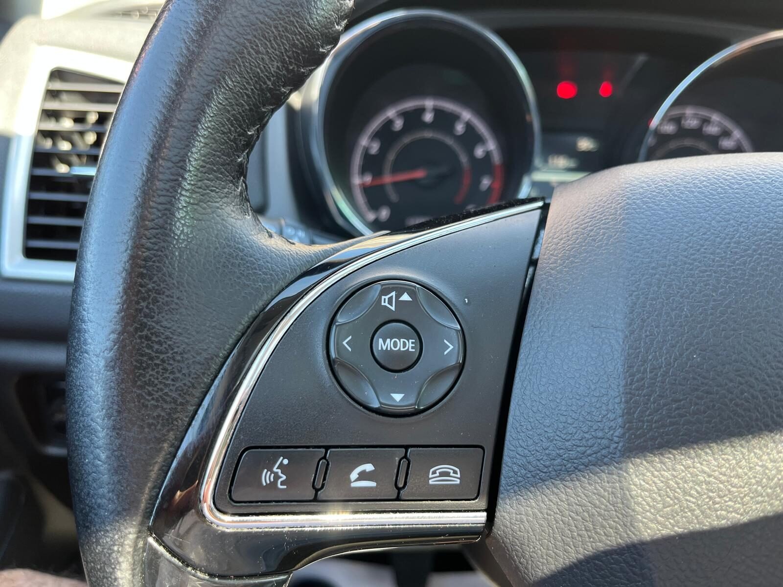 MITSUBISHI ASX MPI MOTION