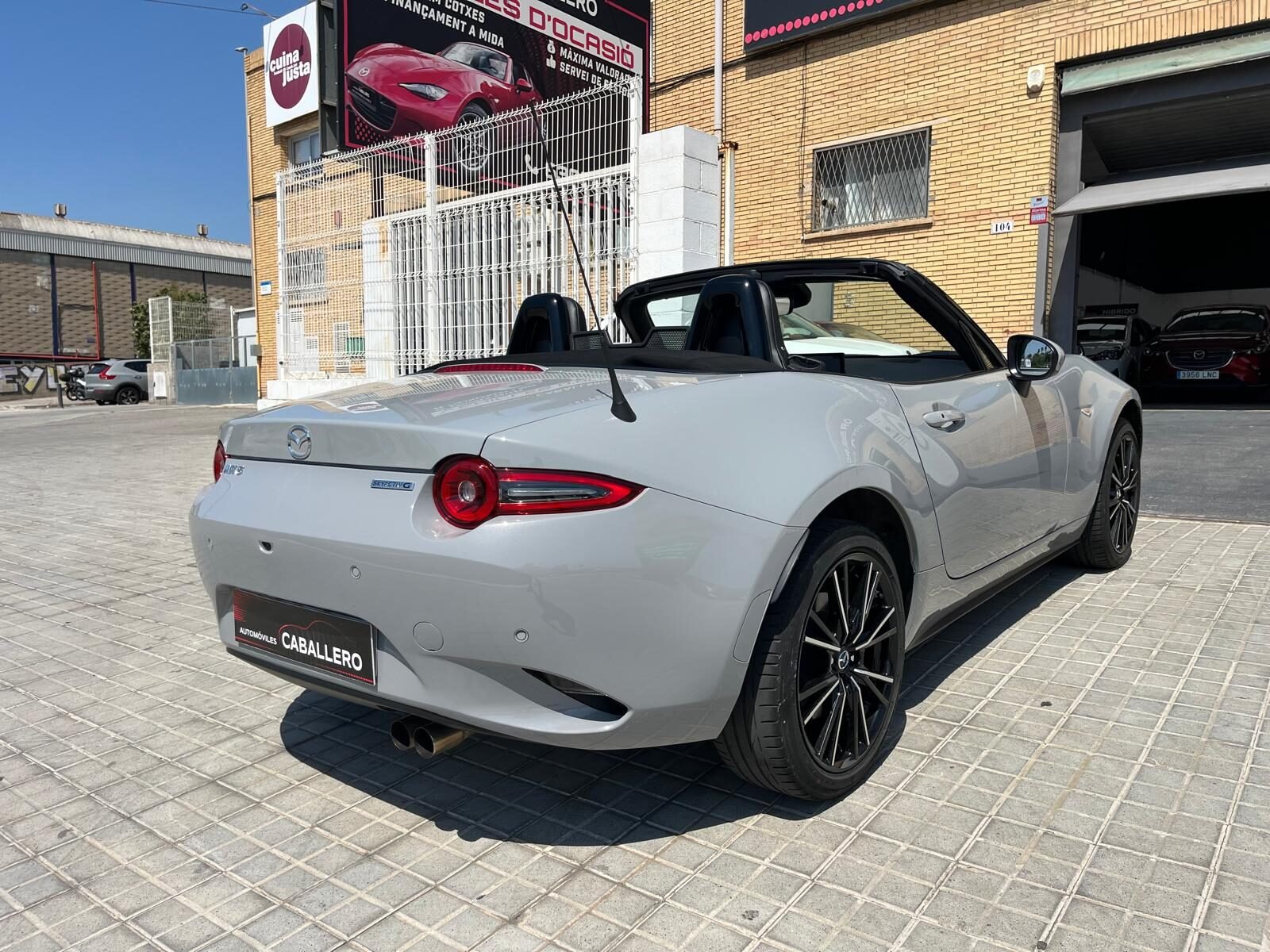 MAZDA MX5 EXCLUSIVE LINE
